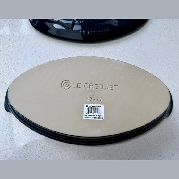Le Creuset Fish Baker Agave - Picture 11 of 12